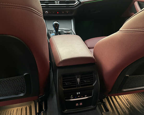 Белый БМВ i4, объемом двигателя 0 л и пробегом 31 тыс. км за 30100 $, фото 21 на Automoto.ua