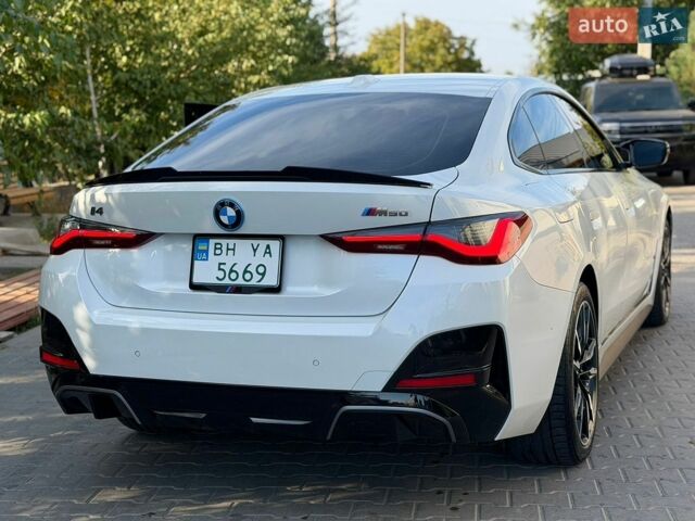Белый БМВ i4, объемом двигателя 0 л и пробегом 25 тыс. км за 37000 $, фото 11 на Automoto.ua