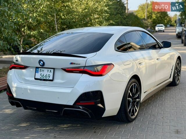 Белый БМВ i4, объемом двигателя 0 л и пробегом 25 тыс. км за 37000 $, фото 10 на Automoto.ua