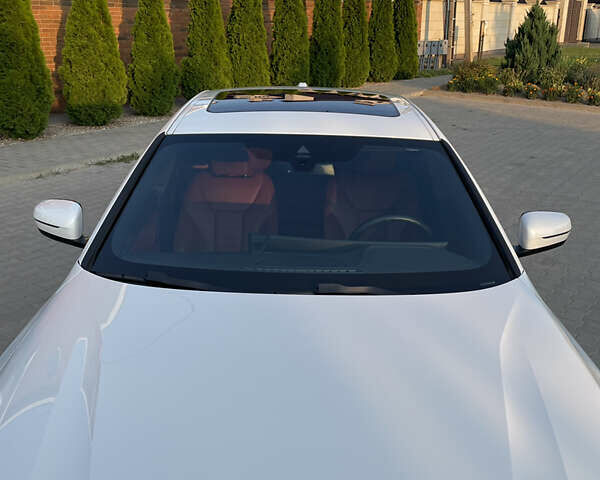 Белый БМВ i4, объемом двигателя 0 л и пробегом 31 тыс. км за 30100 $, фото 14 на Automoto.ua