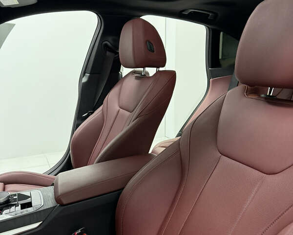 Белый БМВ i4, объемом двигателя 0 л и пробегом 50 тыс. км за 33000 $, фото 10 на Automoto.ua