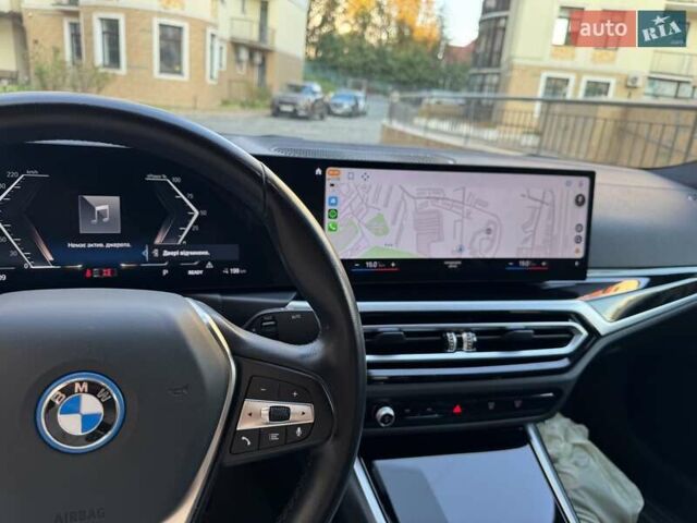 Белый БМВ i4, объемом двигателя 0 л и пробегом 49 тыс. км за 34000 $, фото 25 на Automoto.ua
