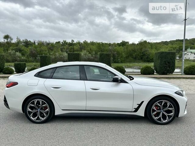 Білий БМВ i4, об'ємом двигуна 0 л та пробігом 3 тис. км за 48700 $, фото 8 на Automoto.ua