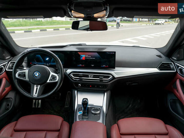 Білий БМВ i4, об'ємом двигуна 0 л та пробігом 23 тис. км за 48100 $, фото 38 на Automoto.ua