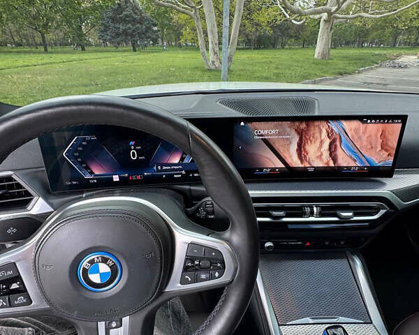 Белый БМВ i4, объемом двигателя 0 л и пробегом 18 тыс. км за 41000 $, фото 20 на Automoto.ua