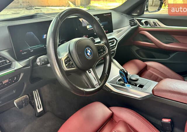 Белый БМВ i4, объемом двигателя 0 л и пробегом 30 тыс. км за 42000 $, фото 9 на Automoto.ua