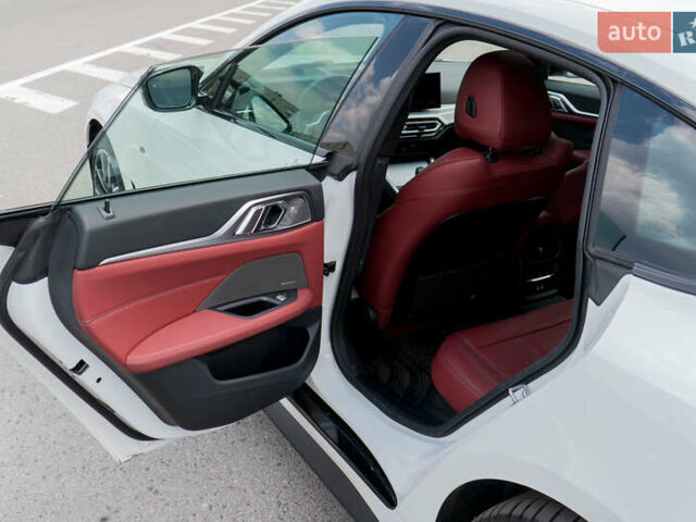 Білий БМВ i4, об'ємом двигуна 0 л та пробігом 23 тис. км за 48100 $, фото 23 на Automoto.ua