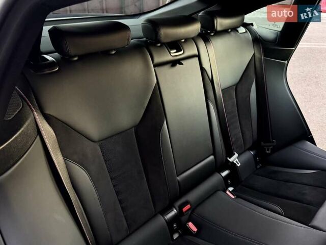 Белый БМВ i4, объемом двигателя 0 л и пробегом 45 тыс. км за 55900 $, фото 40 на Automoto.ua