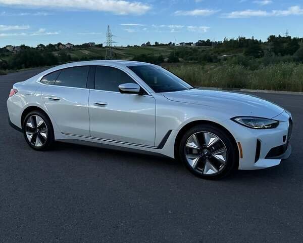 Білий БМВ i4, об'ємом двигуна 0 л та пробігом 30 тис. км за 29400 $, фото 16 на Automoto.ua