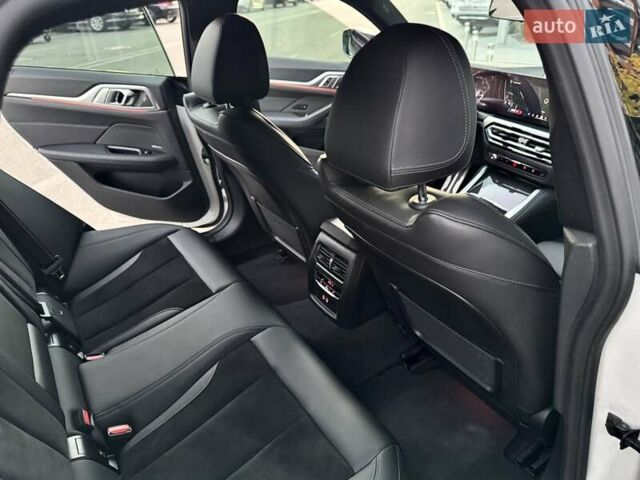 Белый БМВ i4, объемом двигателя 0 л и пробегом 45 тыс. км за 55900 $, фото 38 на Automoto.ua