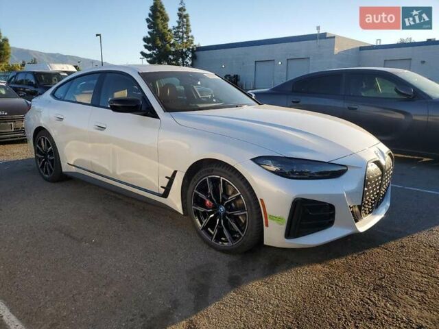 Белый БМВ i4, объемом двигателя 0 л и пробегом 83 тыс. км за 14700 $, фото 3 на Automoto.ua