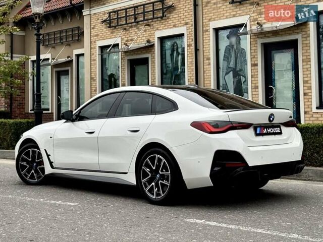 Белый БМВ i4, объемом двигателя 0 л и пробегом 45 тыс. км за 55900 $, фото 15 на Automoto.ua