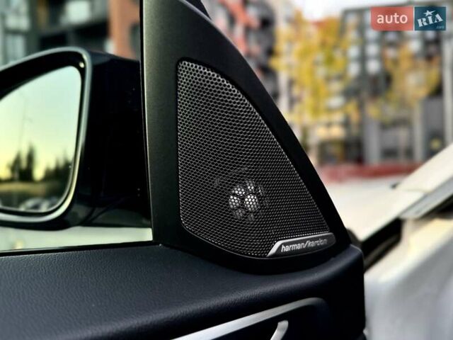 Белый БМВ i4, объемом двигателя 0 л и пробегом 45 тыс. км за 55900 $, фото 28 на Automoto.ua