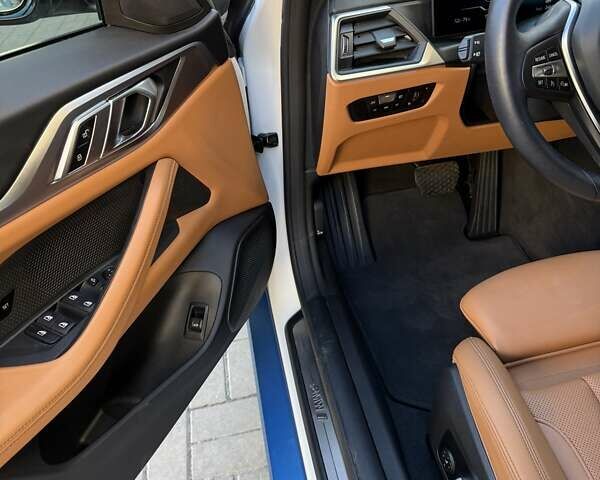 Белый БМВ i4, объемом двигателя 0 л и пробегом 39 тыс. км за 37000 $, фото 19 на Automoto.ua