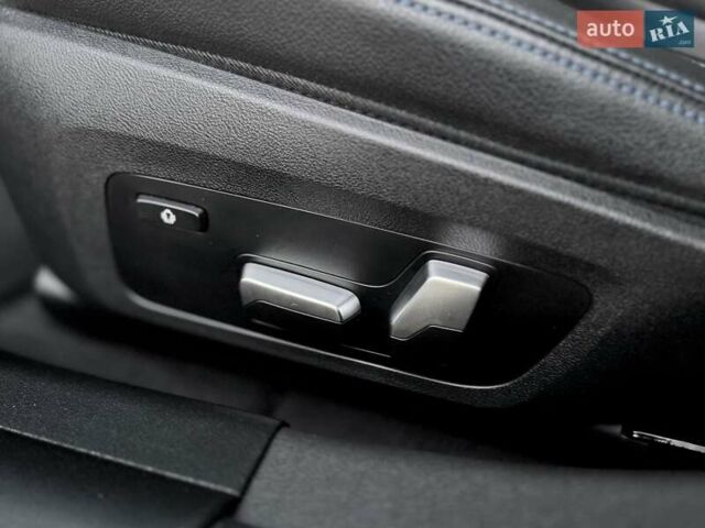 Белый БМВ i4, объемом двигателя 0 л и пробегом 45 тыс. км за 55900 $, фото 29 на Automoto.ua