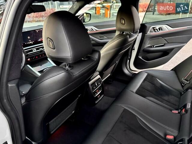 Белый БМВ i4, объемом двигателя 0 л и пробегом 45 тыс. км за 55900 $, фото 34 на Automoto.ua