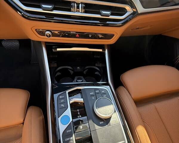 Белый БМВ i4, объемом двигателя 0 л и пробегом 39 тыс. км за 37000 $, фото 43 на Automoto.ua