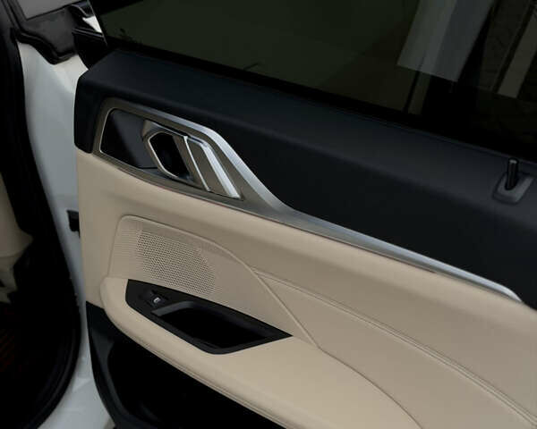 Белый БМВ i4, объемом двигателя 0 л и пробегом 12 тыс. км за 34800 $, фото 29 на Automoto.ua