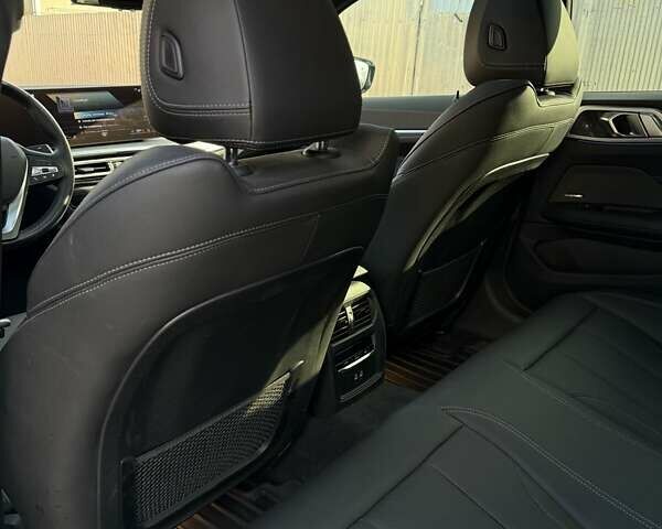 Белый БМВ i4, объемом двигателя 0 л и пробегом 5 тыс. км за 36900 $, фото 9 на Automoto.ua