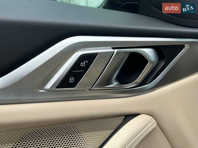 Белый БМВ i4, объемом двигателя 0 л и пробегом 20 тыс. км за 35990 $, фото 19 на Automoto.ua