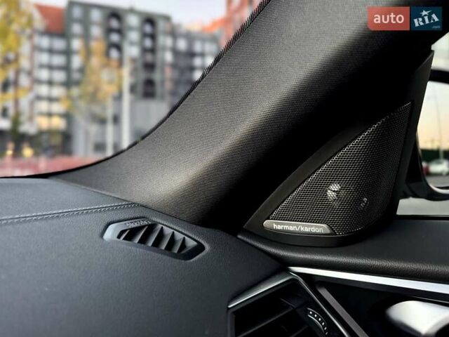 Белый БМВ i4, объемом двигателя 0 л и пробегом 45 тыс. км за 55900 $, фото 49 на Automoto.ua