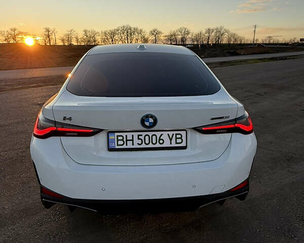 Білий БМВ i4, об'ємом двигуна 0 л та пробігом 45 тис. км за 39000 $, фото 7 на Automoto.ua