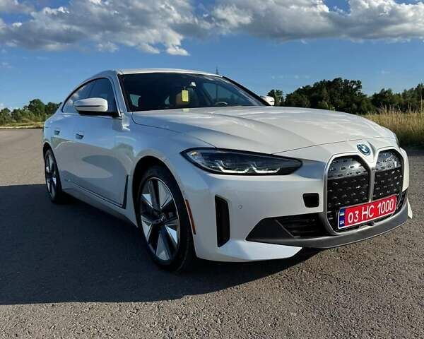 Білий БМВ i4, об'ємом двигуна 0 л та пробігом 30 тис. км за 29400 $, фото 4 на Automoto.ua