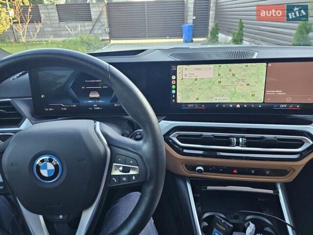 Белый БМВ i4, объемом двигателя 0 л и пробегом 10 тыс. км за 36800 $, фото 29 на Automoto.ua