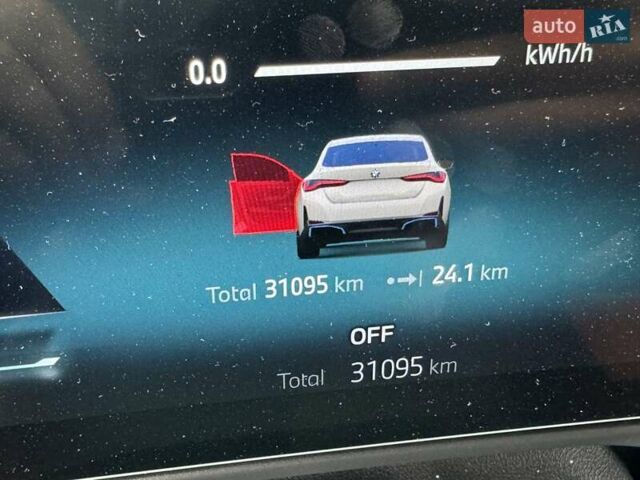 Білий БМВ i4, об'ємом двигуна 0 л та пробігом 31 тис. км за 37400 $, фото 30 на Automoto.ua
