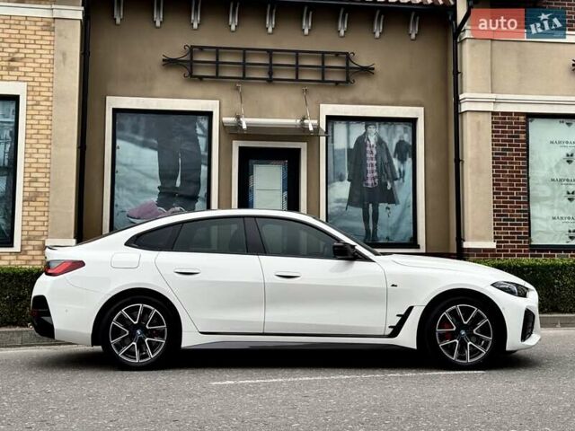 Белый БМВ i4, объемом двигателя 0 л и пробегом 45 тыс. км за 55900 $, фото 16 на Automoto.ua