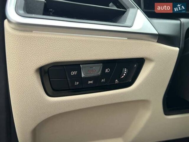 Белый БМВ i4, объемом двигателя 0 л и пробегом 20 тыс. км за 35990 $, фото 22 на Automoto.ua