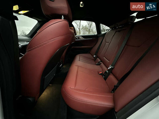 Белый БМВ i4, объемом двигателя 0 л и пробегом 5 тыс. км за 35500 $, фото 30 на Automoto.ua