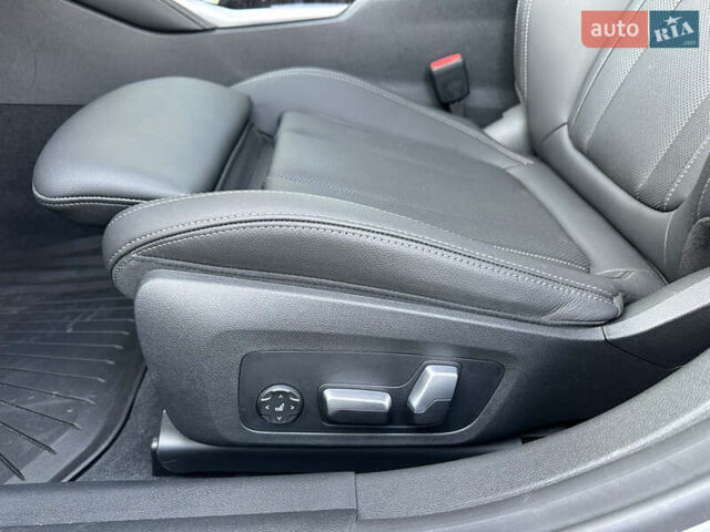 Белый БМВ i4, объемом двигателя 0 л и пробегом 1 тыс. км за 53000 $, фото 23 на Automoto.ua