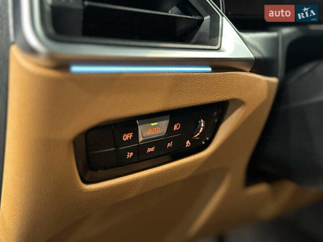 Белый БМВ i4, объемом двигателя 0 л и пробегом 3 тыс. км за 51500 $, фото 32 на Automoto.ua