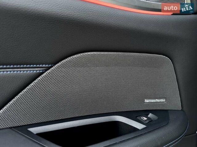 Белый БМВ i4, объемом двигателя 0 л и пробегом 45 тыс. км за 55900 $, фото 32 на Automoto.ua