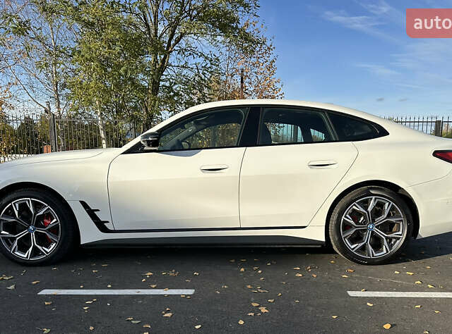 Белый БМВ i4, объемом двигателя 0 л и пробегом 1 тыс. км за 53000 $, фото 8 на Automoto.ua