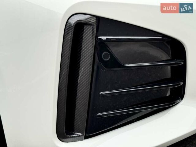 Белый БМВ i4, объемом двигателя 0 л и пробегом 45 тыс. км за 55900 $, фото 23 на Automoto.ua