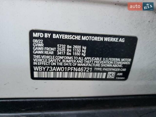 Белый БМВ i4, объемом двигателя 0 л и пробегом 83 тыс. км за 14700 $, фото 11 на Automoto.ua