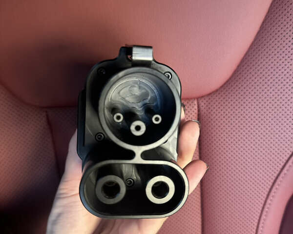 Белый БМВ i4, объемом двигателя 0 л и пробегом 33 тыс. км за 34500 $, фото 62 на Automoto.ua