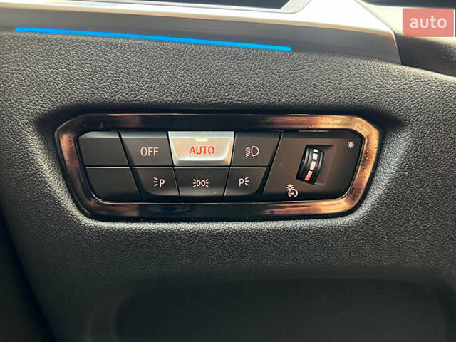 Белый БМВ i4, объемом двигателя 0 л и пробегом 36 тыс. км за 37900 $, фото 21 на Automoto.ua