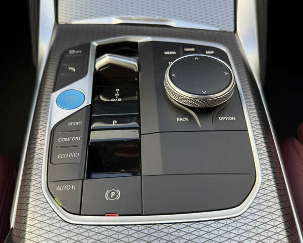 Белый БМВ i4, объемом двигателя 0 л и пробегом 35 тыс. км за 50700 $, фото 17 на Automoto.ua