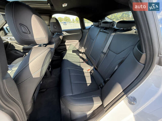 Білий БМВ i4, об'ємом двигуна 0 л та пробігом 8 тис. км за 45500 $, фото 13 на Automoto.ua