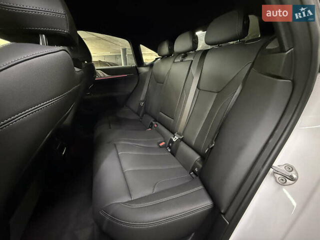 Белый БМВ i4, объемом двигателя 0 л и пробегом 11 тыс. км за 39500 $, фото 21 на Automoto.ua