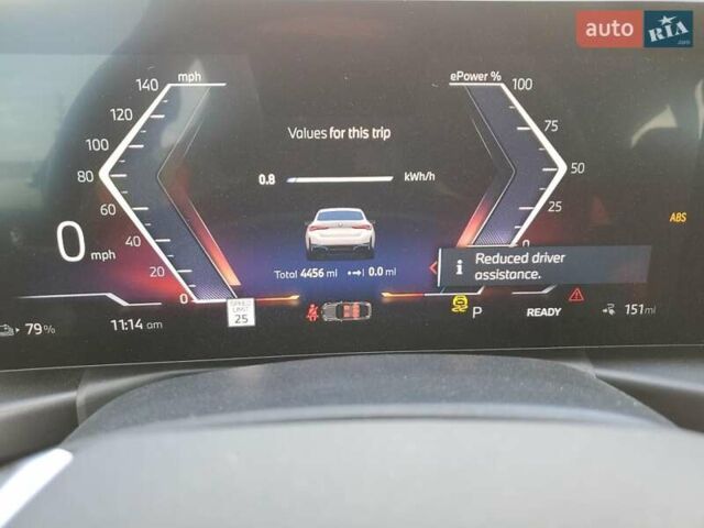 Белый БМВ i4, объемом двигателя 0 л и пробегом 8 тыс. км за 19330 $, фото 9 на Automoto.ua