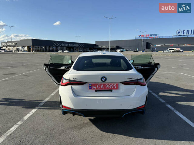 Білий БМВ i4, об'ємом двигуна 0 л та пробігом 8 тис. км за 45500 $, фото 4 на Automoto.ua