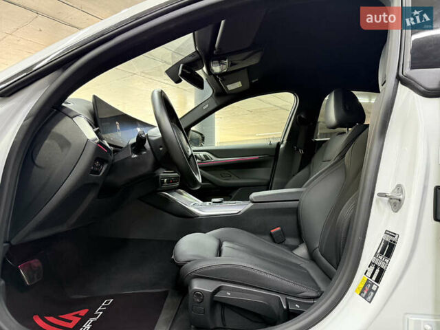Белый БМВ i4, объемом двигателя 0 л и пробегом 11 тыс. км за 39500 $, фото 20 на Automoto.ua