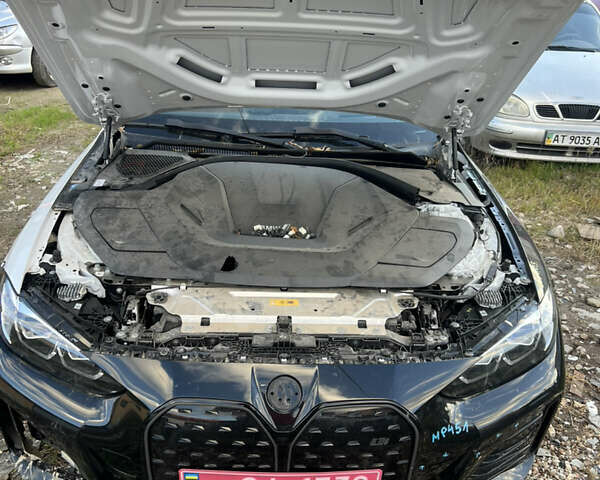 Белый БМВ i4, объемом двигателя 0 л и пробегом 17 тыс. км за 30500 $, фото 10 на Automoto.ua