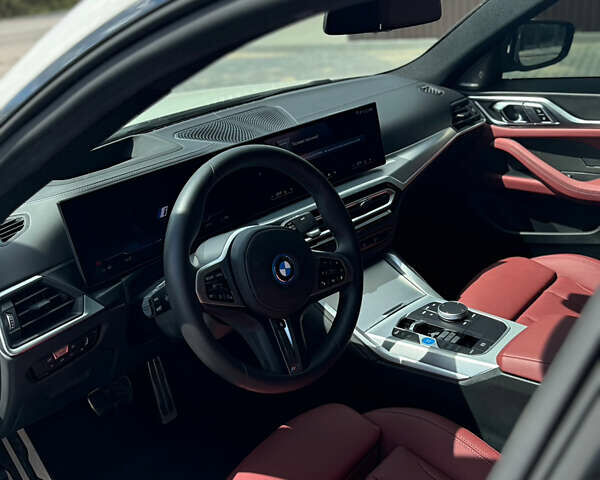 Белый БМВ i4, объемом двигателя 0 л и пробегом 1 тыс. км за 48900 $, фото 8 на Automoto.ua