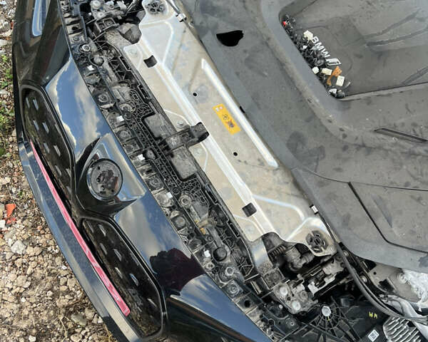 Белый БМВ i4, объемом двигателя 0 л и пробегом 17 тыс. км за 30500 $, фото 11 на Automoto.ua