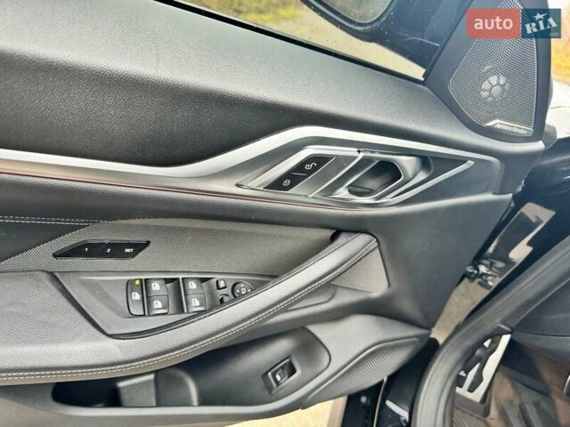 Черный БМВ i4, объемом двигателя 0 л и пробегом 92 тыс. км за 39000 $, фото 13 на Automoto.ua